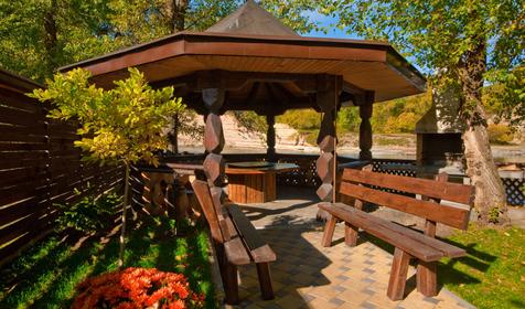 Гостиница Терем у реки, Республика Адыгея, Майкопский район, п. Каменномостский