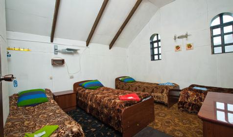 Трехместный стандарт с доп.местом. Отель Дон. Майкопский район, ст. Даховская