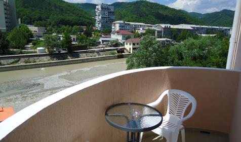 Гостевой дом "Адмирал", п. Небуг