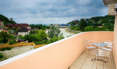 Пятиместный номер-студия. Гостевой дом "Адмирал", п. Небуг