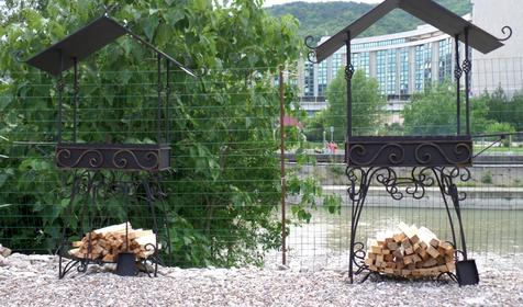 Мангалы. Гостевой дом "Адмирал", п. Небуг