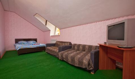 Стандарт трехместный с допместом. Отель Каменка. Майкопский район, п. Каменномостский