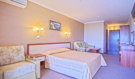 Номер Стандарт плюс отеля Бристоль, г. Сочи, Лазаревский район, п. Лазаревское