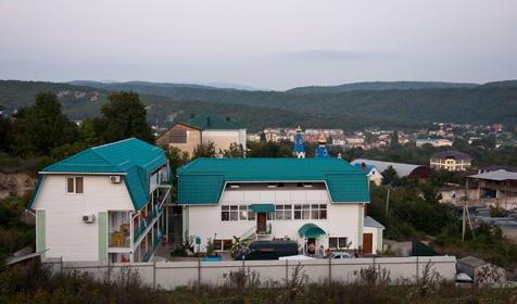 Фасад гостиничного дома У Светланы, Туапсинский р-н, п. Джубга