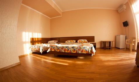 Трехместный стандарт. Гостевой дом Селини, г. Анапа, п. Джемете