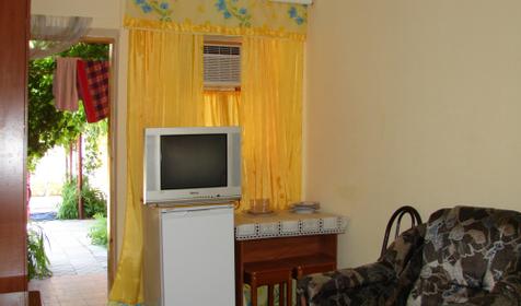 Двухместный стандарт с допместом Гостевой дом Азов-сокол,ст-ца Голубицкая