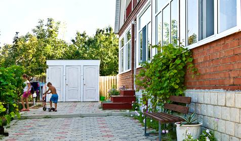 Гостевой дом Ласточкино гнездо, ст. Голубицкая