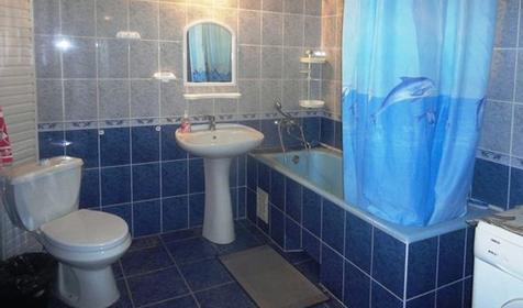 Трехместный стандарт. Гостевой дом Азалия, г. Геленджик