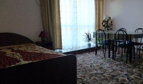 Четырехместный люкс. Гостевой дом Азалия, г. Геленджик