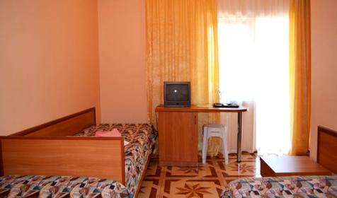 Трехместный комфорт. "Гостевой домик", с. Ольгинка