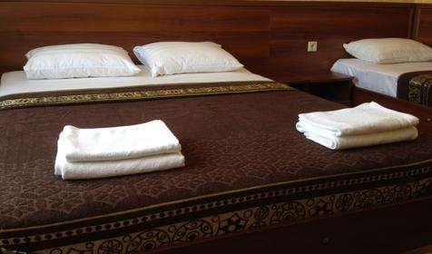 Трехместный номер с удобствами. Гостевой дом Маргарита, Сочи, Адлер