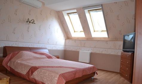 Двухкомнатный полулюкс без балкона, 3 этаж, №5880. Гостевой дом Соколиное гнездо, г. Геленджик, с. Архипо-Осиповка