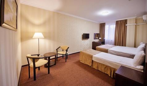 Номер Трехместный стандарт. Отель "Фаворит", г. Геленджик