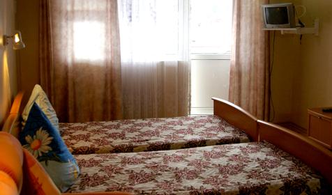 Полулюкс. Гостиница "Приморская", пос. Небуг