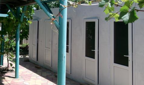 Номер с удобствами на улице Гостевой дом На ул. Первомайская, п. Кучугуры