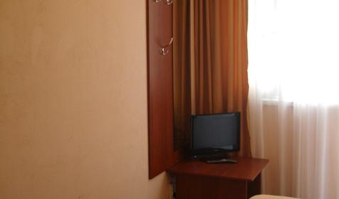 Двухместный номер с удобствами на этаж. Гостевой дом "Вера", п. Кабардинка