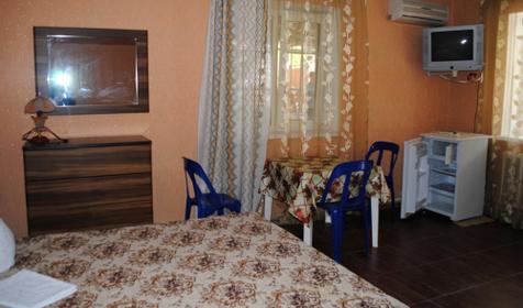 Трехместный люкс. Гостевой дом "Вера", п. Кабардинка