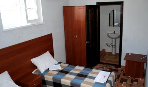 Двухместный люкс. Гостевой дом "Вера", п. Кабардинка