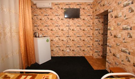 Полулюкс с балконом. Гостевой дом "У Ивановича", п. Джубга