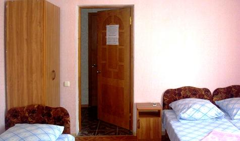 Четырехместный стандарт Гостиница Аннушка, с. Ольгинка