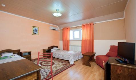 Двухместный стандарт (мансарда). Отель Бавария, г. Анапа, п. Витязево