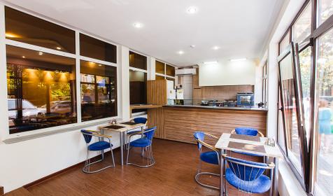 Кафе Гостиница Red house, г. Адлер