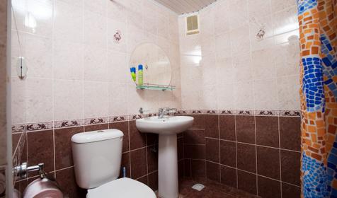 Санузел Трехместный с балконом Гостевой дом Лера, г. Сочи, Лазаревский район, п. Лоо