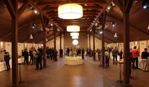 Конгресс-холл. Отель Империал