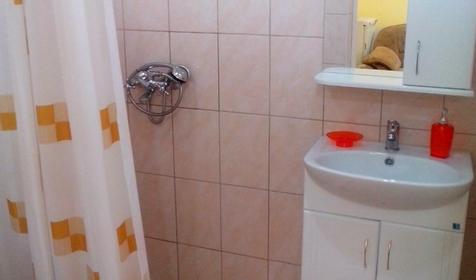 Номер первой категории. Частная гостиница "Югра", г. Ейск