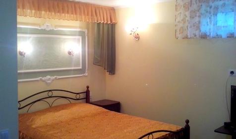 Номер первой категории. Частная гостиница "Югра", г. Ейск