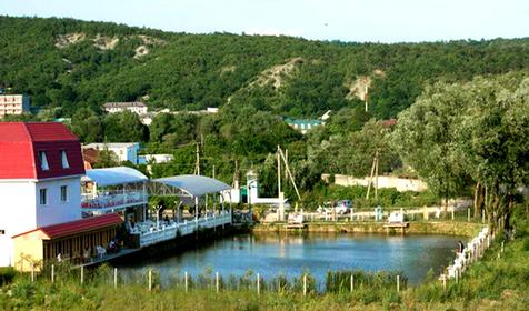 Пруд Гостевой дом Мадрид, п. Джубга