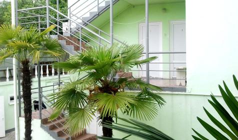 Двухкомнатный. Гостиница "У моря", п. Лоо