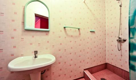 Полулюкс трехместный. Гостиница Ласточка, г. Геленджик, с. Архипо-Осиповка