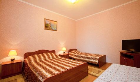 Трехместный стандарт. Гостевой дом «Миллениум», г. Геленджик, с. Криница