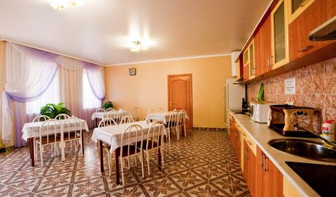 Кухня-столовая. Гостевой дом «Миллениум», г. Геленджик, с. Криница