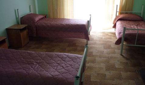 Двухместный номер с удобствами на блок пансионата Химик, г. Туапсе, п. Новомихайловский