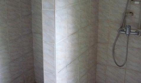 Двухместный номер с удобствами на блок пансионата Химик, г. Туапсе, п. Новомихайловский