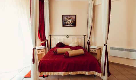 Полулюкс для Новобрачных. Стандарт двухместный. Усадьба Круглое озеро, г. Новороссийск, п. Абрау-Дюрсо