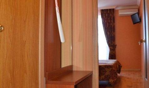 Двухместный Полулюкс, отель ЛЭНСиС, г. Сочи, Адлерский район, г. Адлер