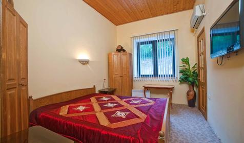 Двухкомнатный номер. Гостевой дом Бетельгейзе, г. Геленджик, с. Криница