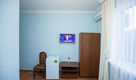 Двухместный люкс. Гостевой дом Леонидас, г. Геленджик, п. Кабардинка