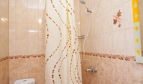 Трехместный люкс. Гостевой дом Леонидас, г. Геленджик, п. Кабардинка