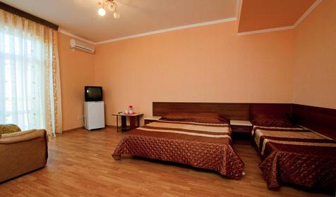 Трехместный стандарт. Гостевой дом Селини, г. Анапа, п. Джемете