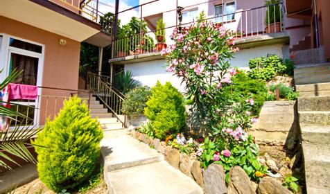 Гостевой дом Мираж; г. Сочи, Адлерский р-н