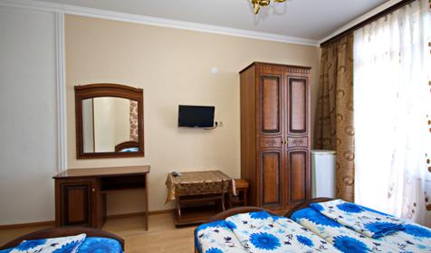 Трехместный стандарт. Гостевой дом Мираж; г. Сочи, Адлерский р-н