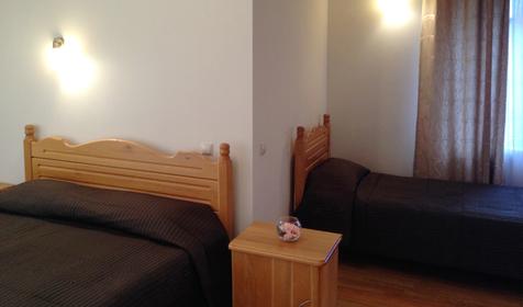 Трехместный фэмили. Гостевой дом Фем Ландия, г. Геленджик, с. Архипо-Осиповка