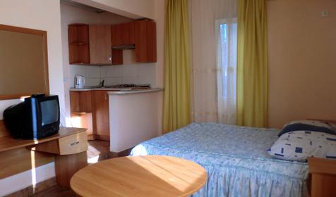 Двухместный с кухней. Гостевой дом Sun City, г. Сочи, Адлерский р-н