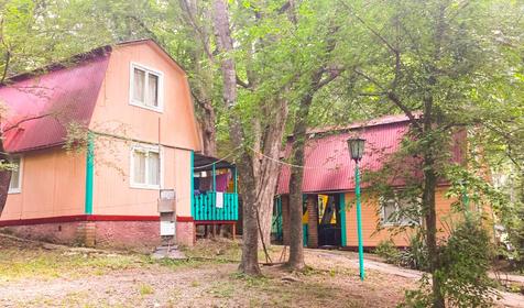 Территория. База отдыха Черномор и Ко, г. Геленджик, х. Бетта