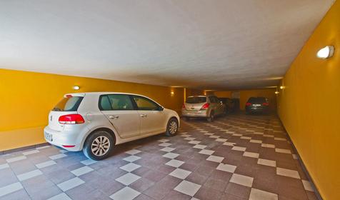 Автостоянка. Гостиничный дом Домик у реки, г. Геленджик, п. Архипо-Осиповка