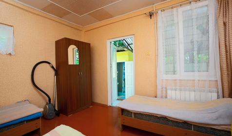 Четырехместный эконом. Частный дом Ангелина, г. Сочи, Адлер